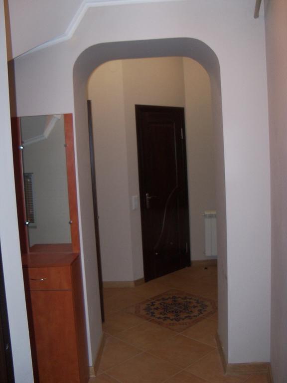 Apartment Roman Львов Экстерьер фото